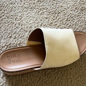 Naturalizer Women's Tan Slide Sandals